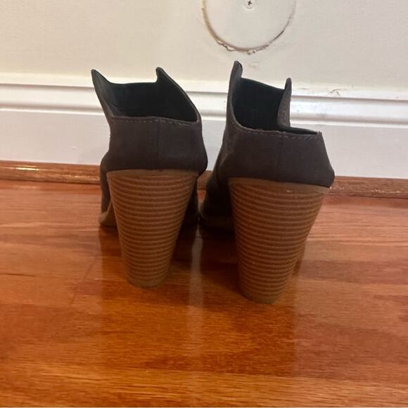 DV Dolce Vita Slip on Mule Booties sz 9.5 Dark Grey Mules - Picture 4 of 8